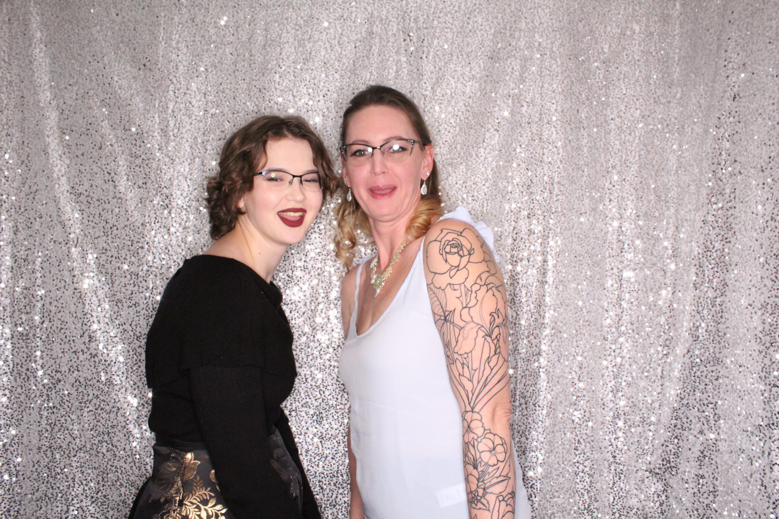 SCHEELS Year End Celebration | View more photos from the event at gallery.photoboothbillings.com/u/PhotoBoothBillings/SCHEELS-Year-End-Celebration